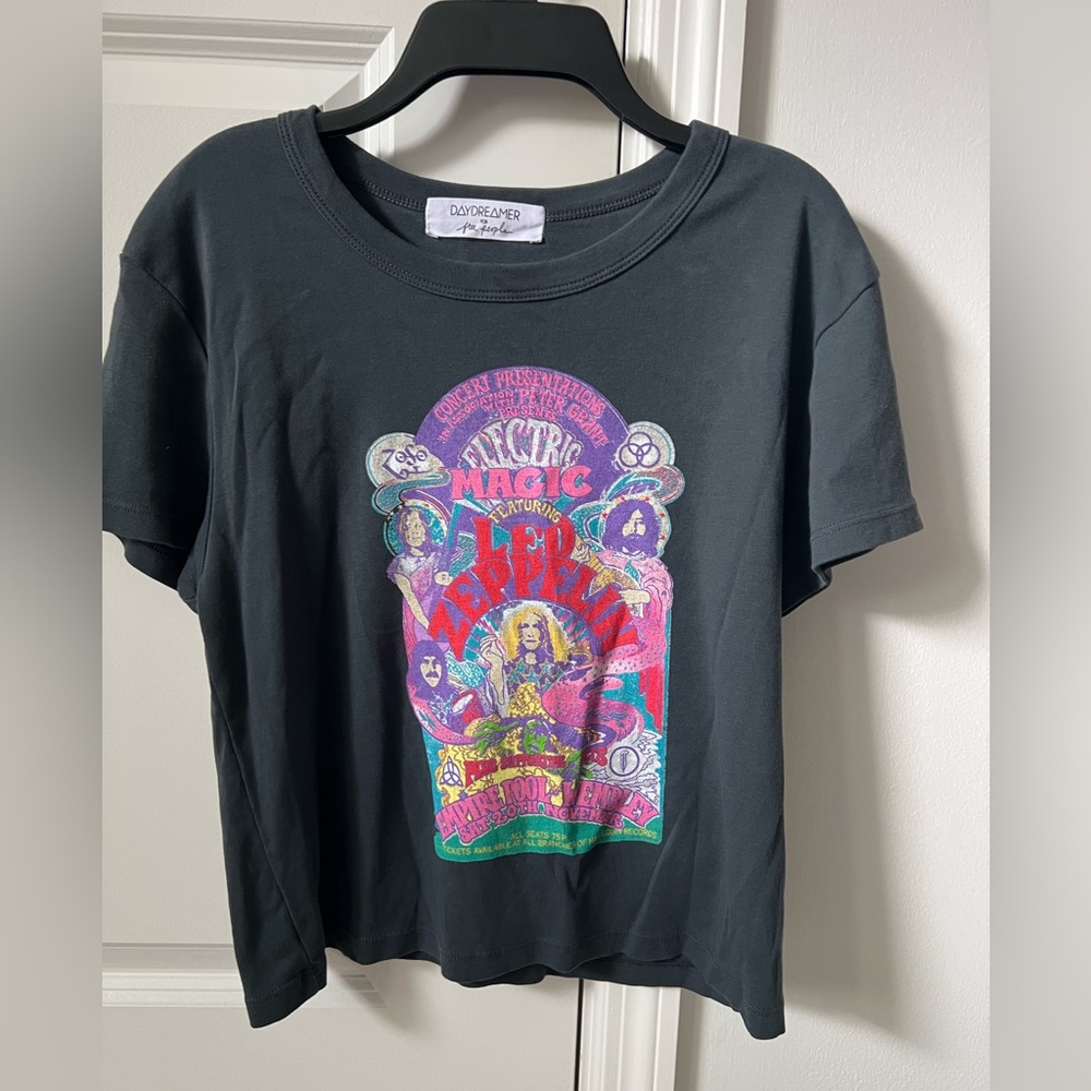 Daydreamer tee